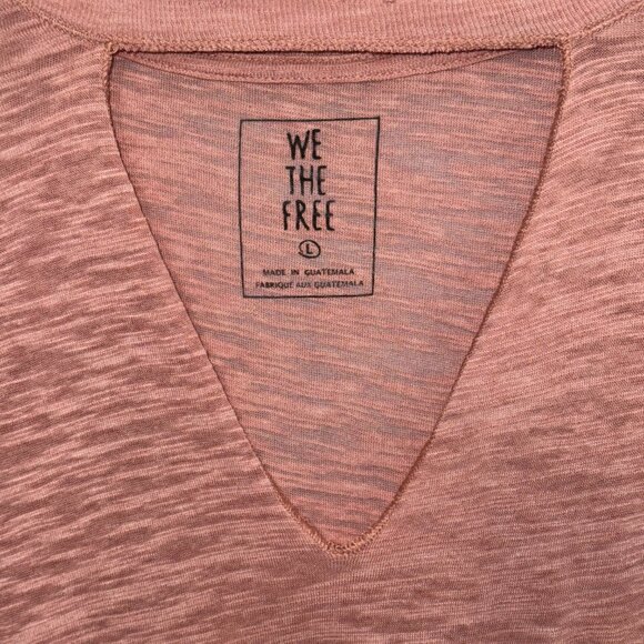 Free People Sexy but Feminine Tee in Pink**End of Summer discount! - Picture 3 of 5